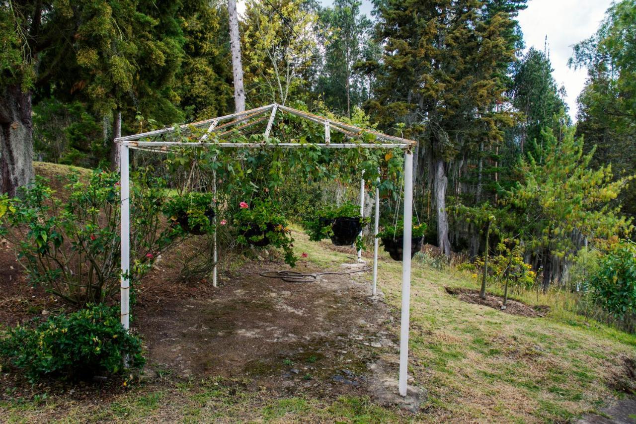 Villa Patty Tibasosa Exterior foto